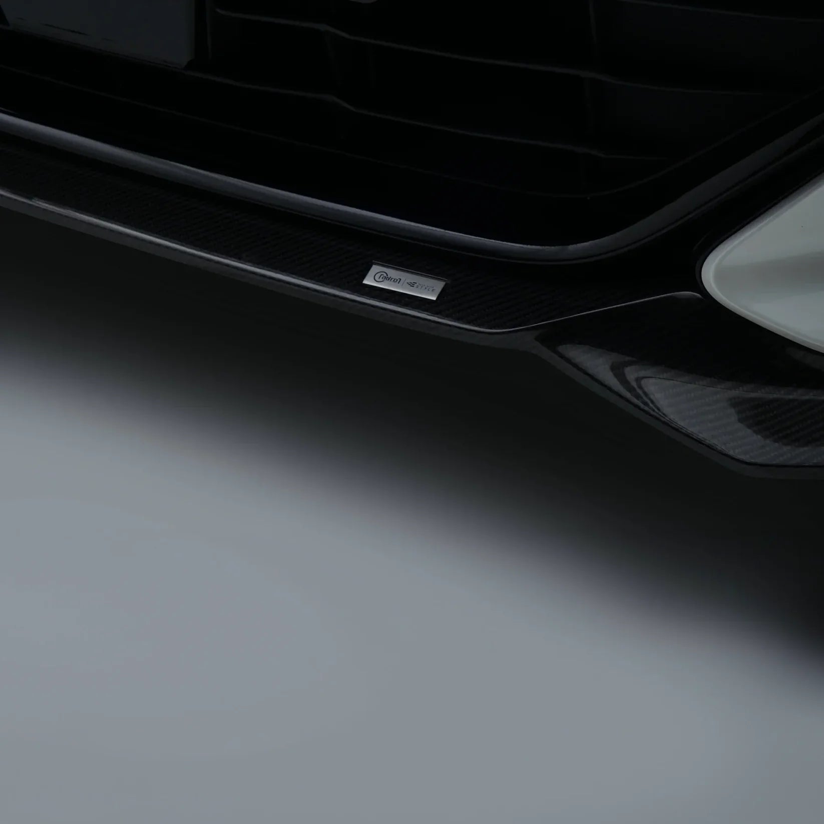 K5 DL3 CARBON Lip