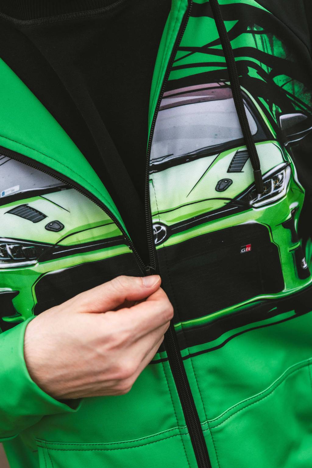 Yaris GReen pulcsi (cipzáros)