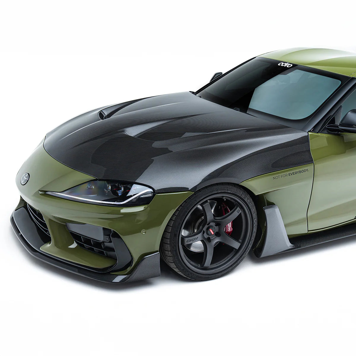 GR SUPRA CARBON Motorháztatő