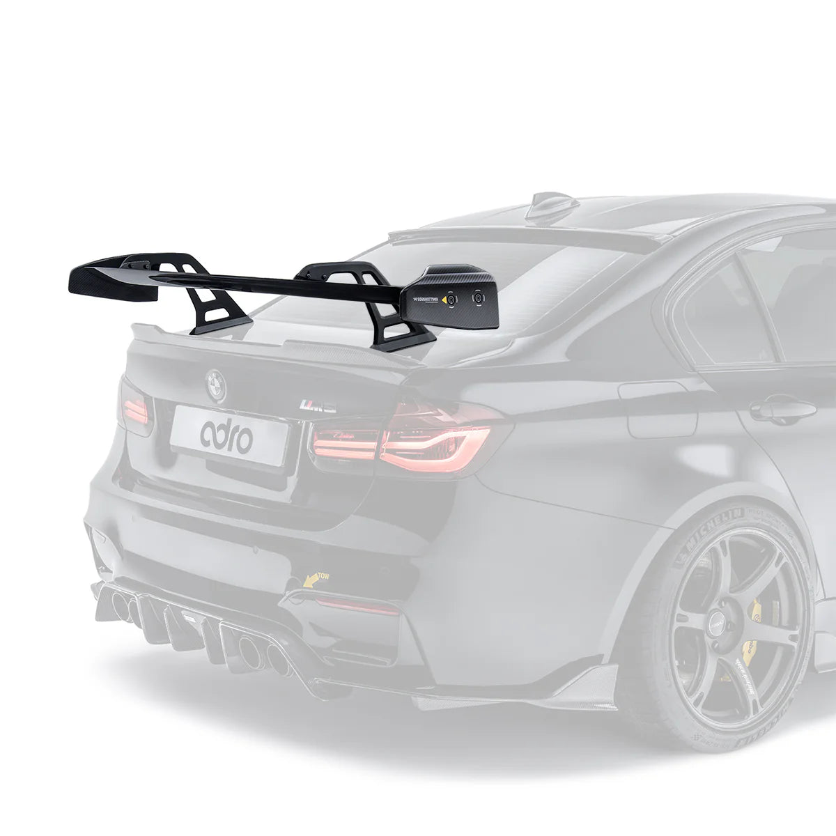 F80 M3 AT-R1 Hattyúnyak Szárny