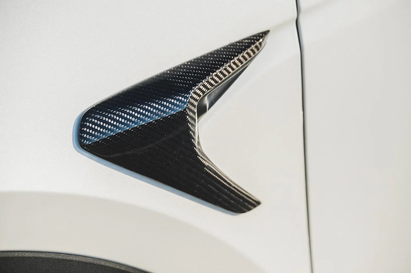 TESLA MODEL 3 CARBON Kamera védő