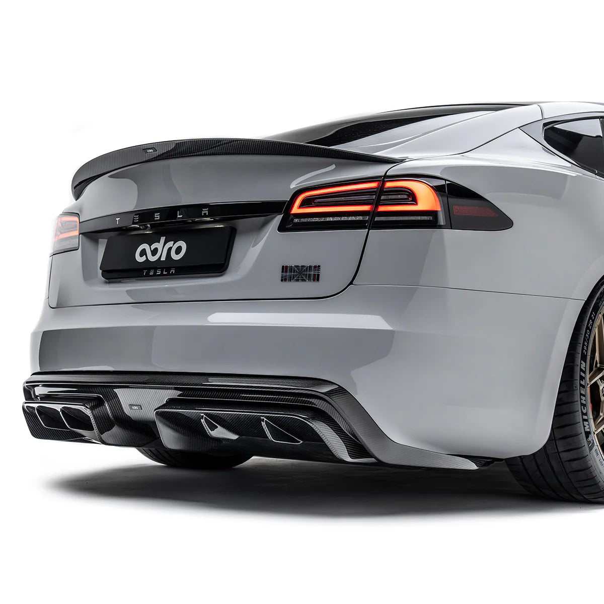 TESLA MODEL S CARBON Spoiler