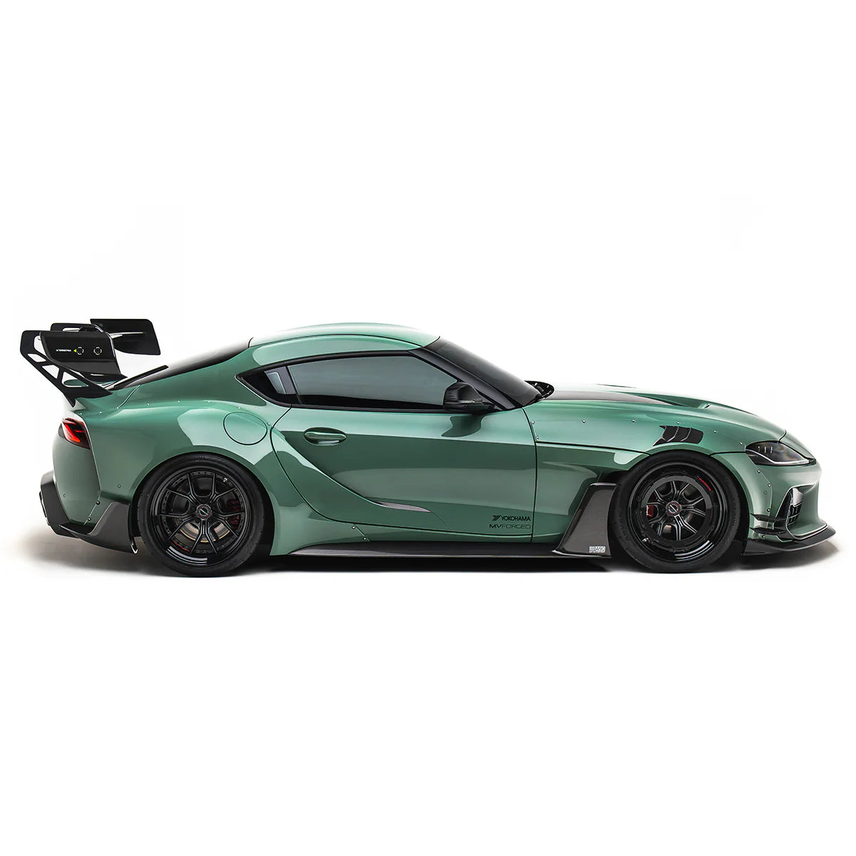 GR SUPRA Karosszéria szélesítő KIT